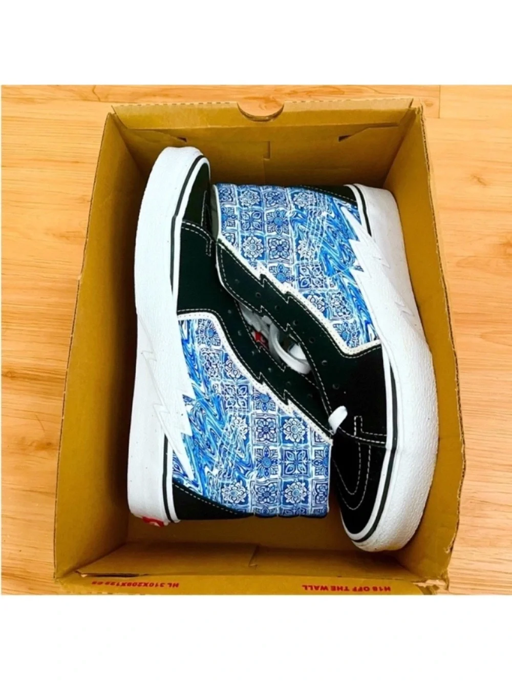 Vans SK8-Hi Bolt Casual Fashion High Top Shoes Liquify Black Blue' Women 8.5 US